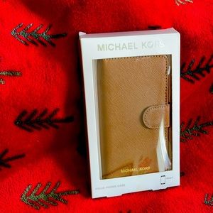 MK IPhone 7 Folio phone case